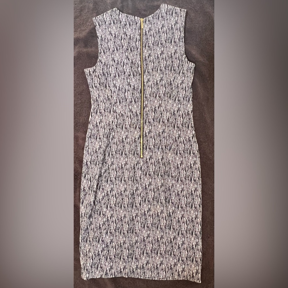 Calvin Klein Black and Light Pink Stretchy Sheath Dress. Women’s Size 10. - Picture 4 of 6